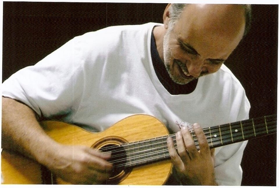 Como parte do lançamento do livro "Por que o papai ficou careca? E outras perguntas curiosas sobre o corpo humano", a Livraria da Vila do Shopping Higienópolis recebe Eduardo Contrera - Divulgação