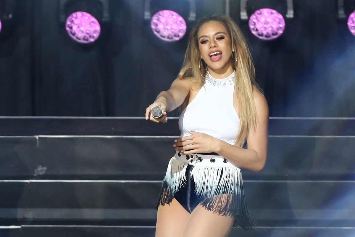 14.dez.2016 - Dinah Jane, do Fifth Harmony, canta no Vevo FunPopFun Festival by Fanta, evento em São Paulo fechado para convidados - Manuela Scarpa/Brazil News