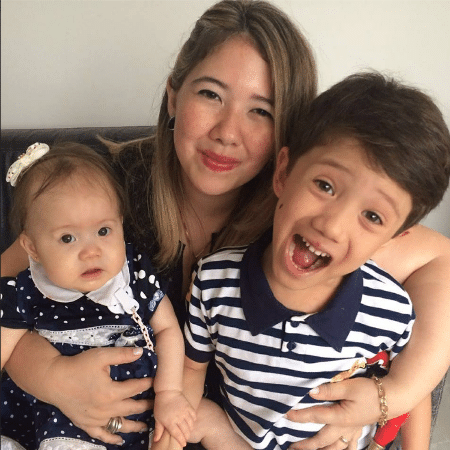 Sonia Tomiyoshi e os filhos, Lucas e Maria  - Reprodução/Facebook