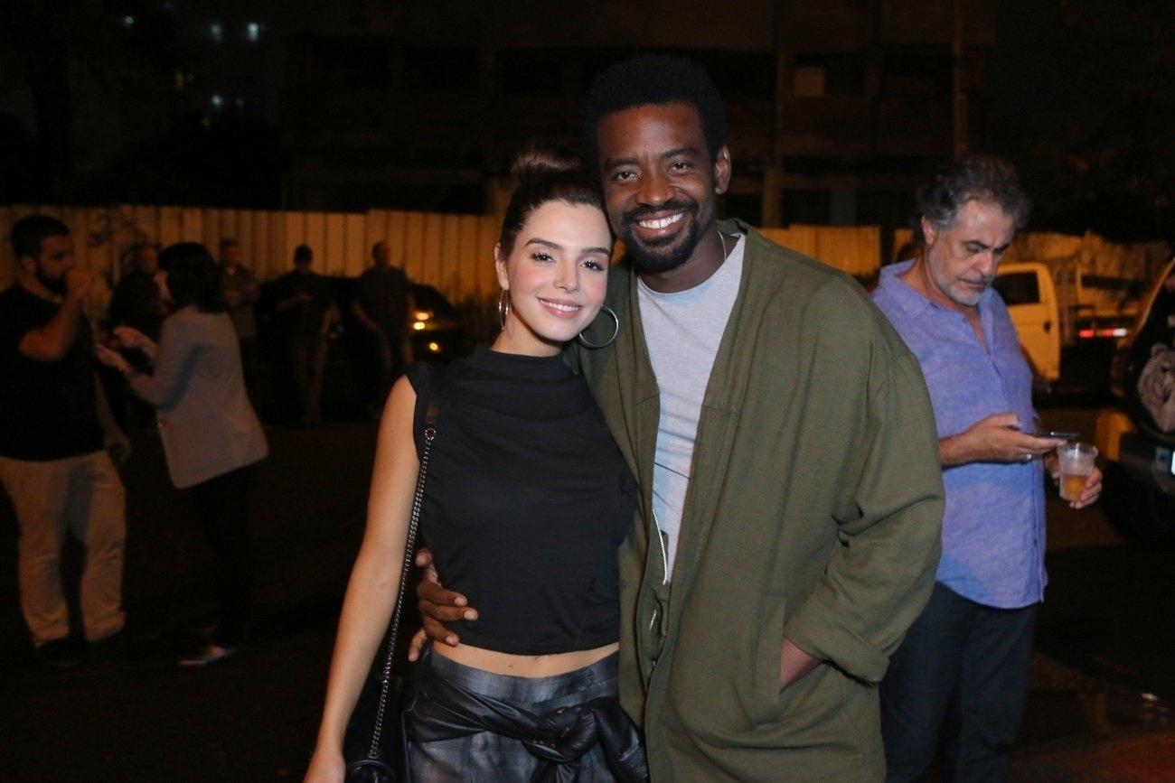 Giovanna Lancellotti e Fabrício Boliveira também marcaram presença na festa de despedida de "Segundo Sol" - Daniel Pinheiro/AgNews