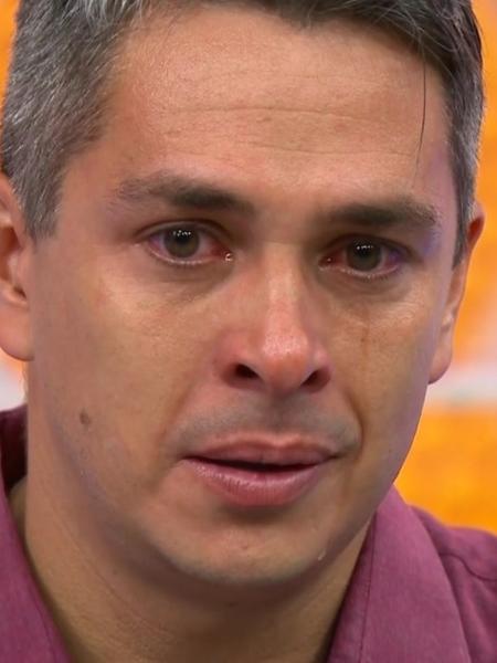 Ivan Moré chora no "Globo Esporte" - Reprodução/TV Globo