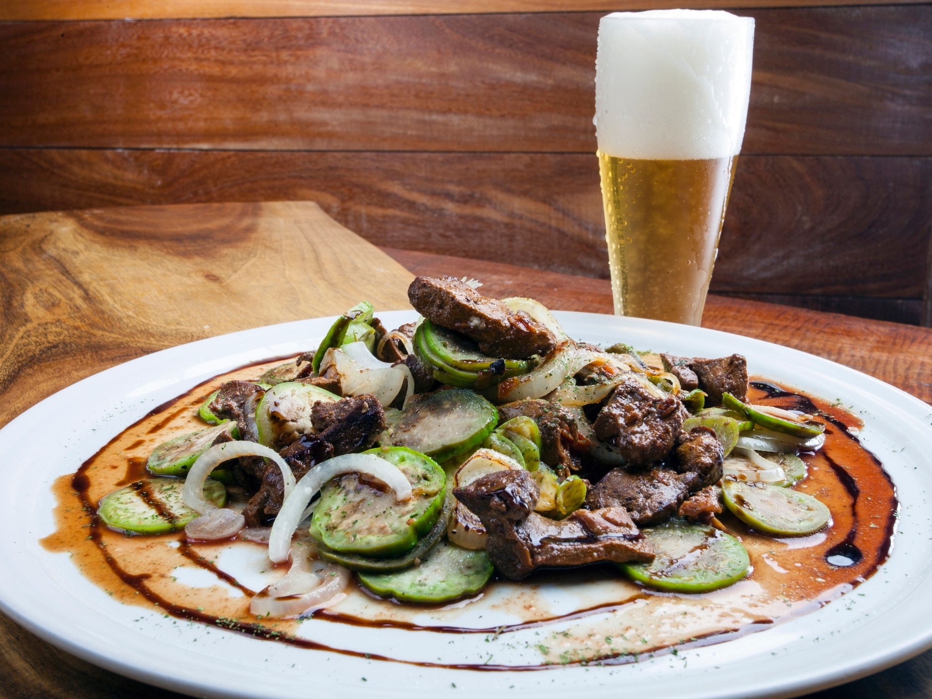 Figado com jiló receita premiada de Boteco! 