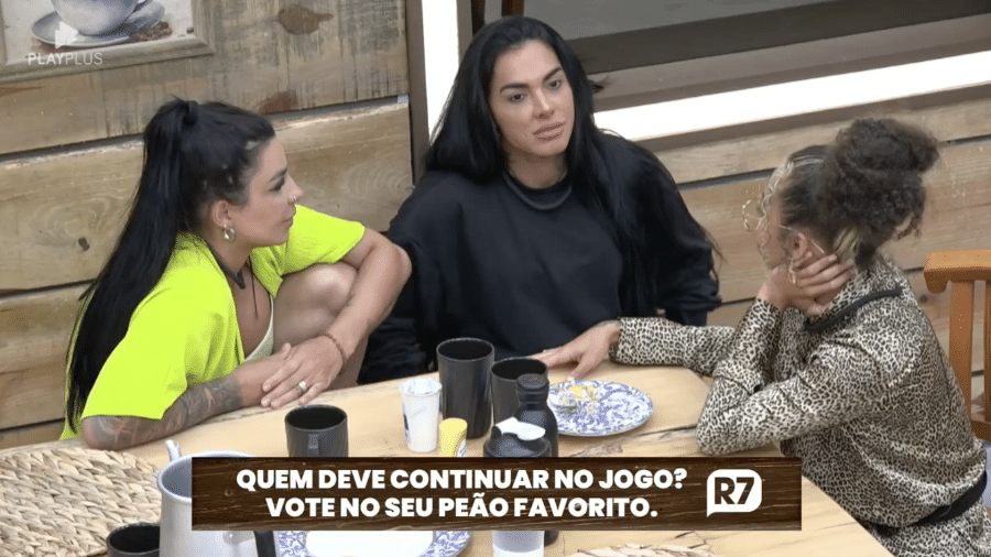 A Fazenda 2023: Peoas conversam sobre relação entre Cariúcha e Henrique - Reprodução/PlayPlus