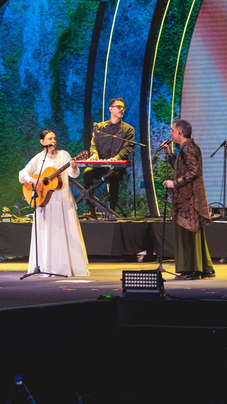 Adriana Calcanhotto e Arnaldo Antunes se apresentam juntos na primeira noite do Coala Festival, em São Paulo