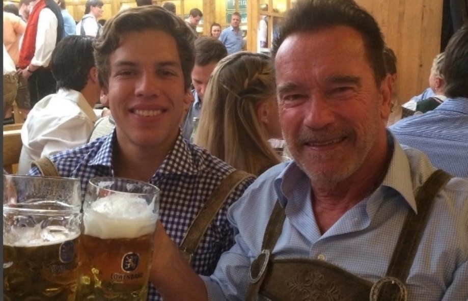 3.out.2016- Arnold Schwarzenegger comemora aniversário de 19 anos do filho Joseph Baena: "Grande estudante, grande atleta. Estou orgulhoso de você e eu te amo!", escreveu o ator, de 69 anos, sobre o jovem que é fruto de uma relação extraconjugal dele com sua empregada Mildrer Patricia Baena - Reprodução/Instagram