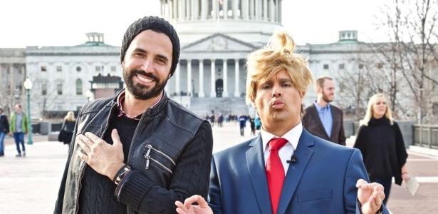 Em frente ao Capitólio, o Vesgo Trump fez Latino cantar o hino americano - Divulgação - Divulgação