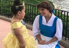 Após várias cirurgias, menina com nanismo vive momento mágico na Disney - Reprodução/Twitter