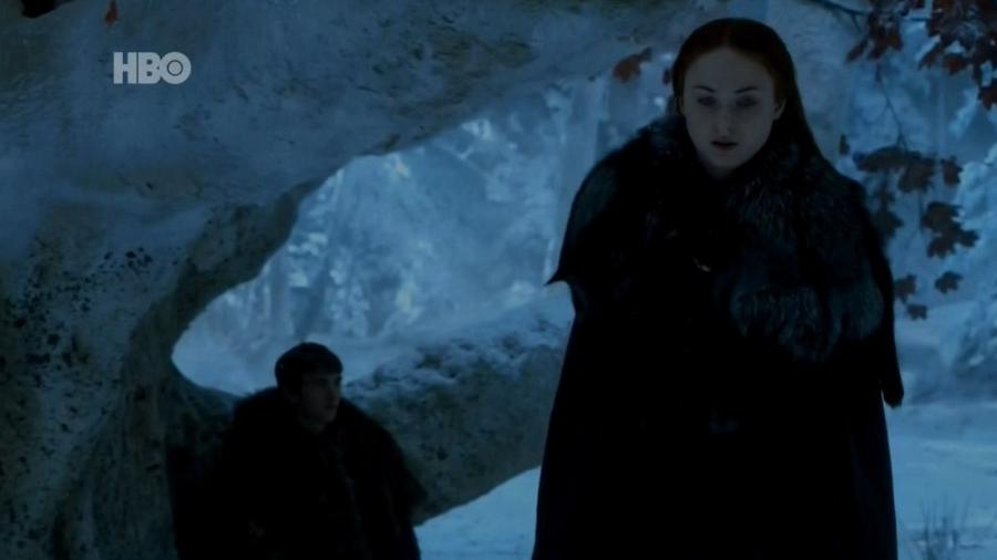 Sansa Stark sai perturbada de sua primeira conversa após o retorno de Bran a Winterfell em "Game of Thrones" - Divulgação/HBO 