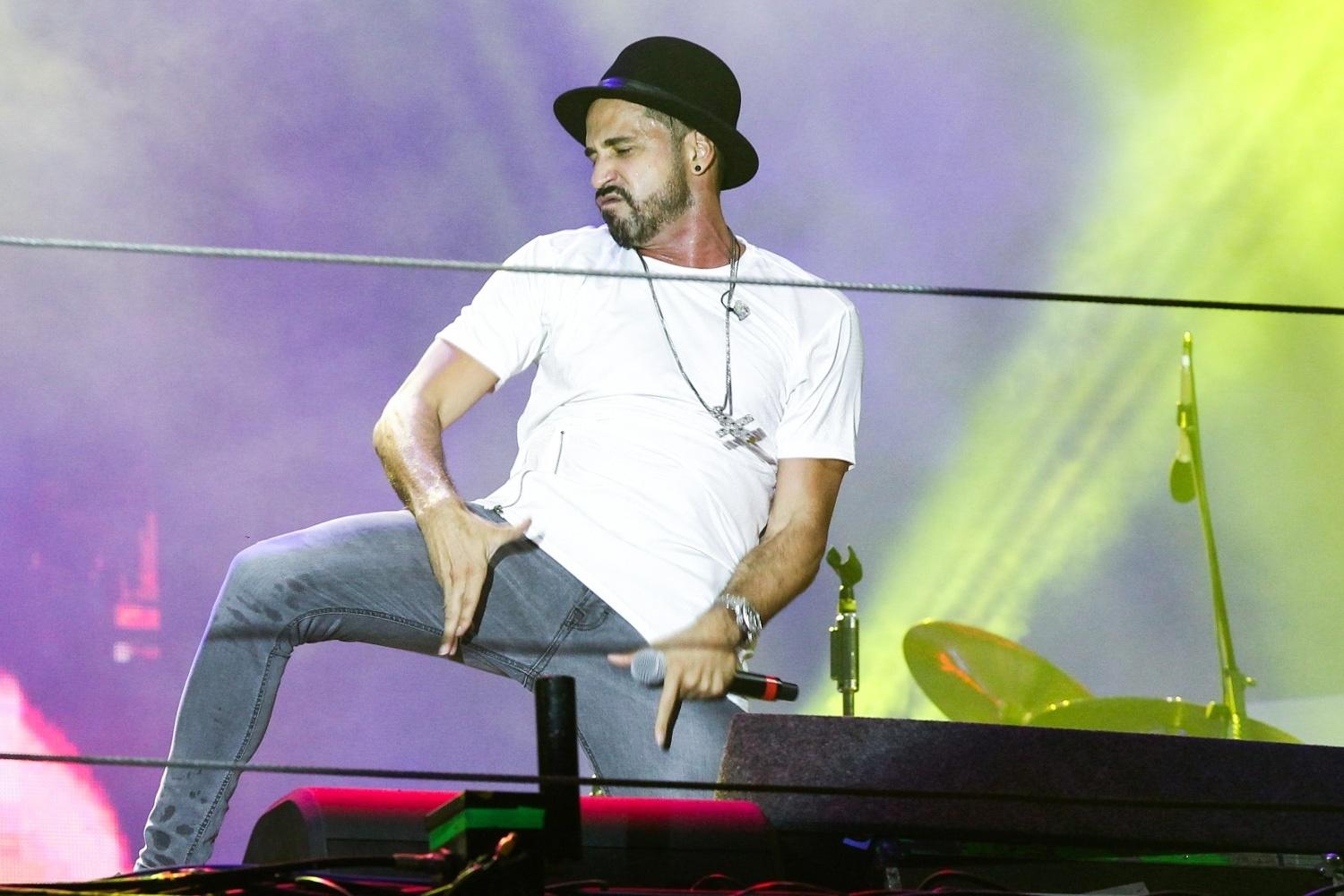 Latino também fez show e cantou seus sucessos no Réveillon da Paulista - Manuela Scarpa/Brazil News