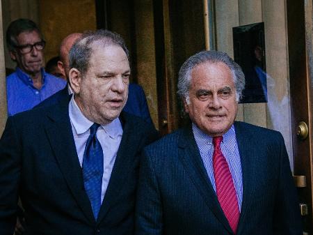 Harvey Weinstein e seu advogado, Benjamin Brafman - Kevin Hagen/Getty Images