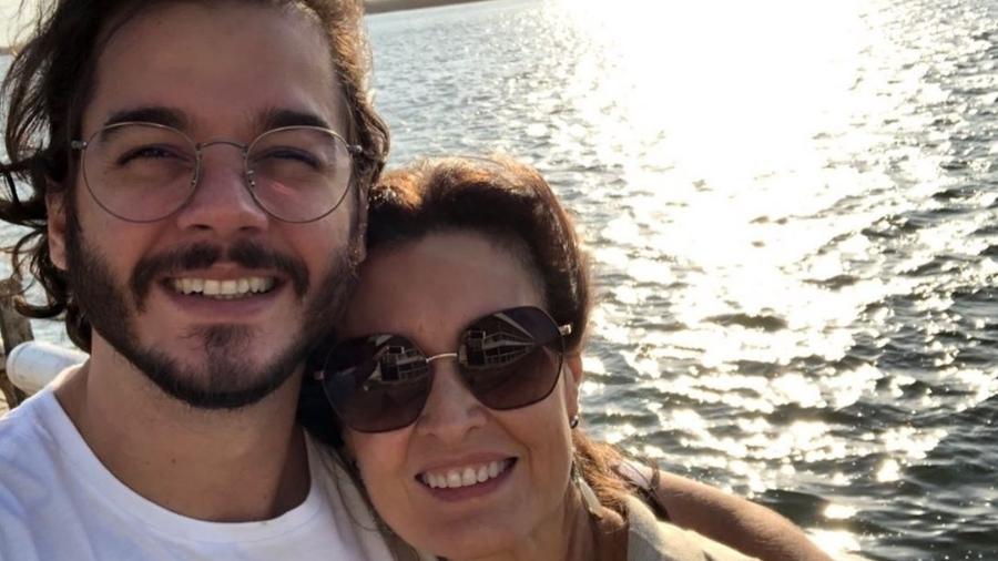 Fátima Bernardes e Túlio Gadêlha posam juntos em viagem - Reprodução/Instagram @fatimabernardes