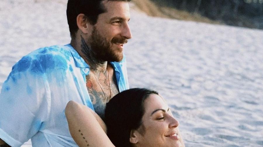 Cleo e Leandro D"Lucca vão se casar no civil - Reprodução/Instagram