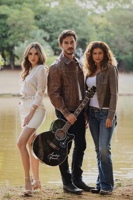 isabelle-drummond-filipe-braganca-e-isad