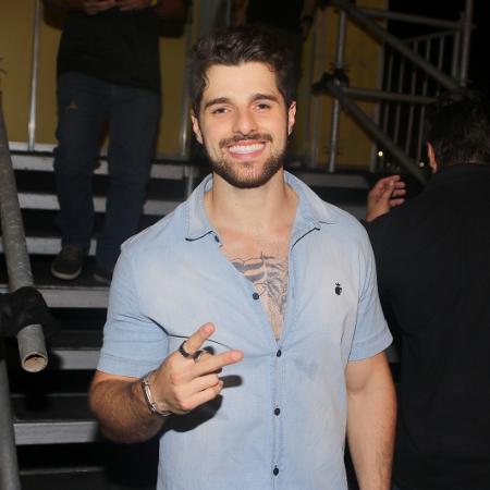 21.fev.2017 - O circuito extra-oficial levou para o Circuito Orlando Tapajós atrações como Timbalada, Léo Santana e Saulo, além de Dennis DJ e Alok - Francisco Cepeda/AgNews - Francisco Cepeda/AgNews