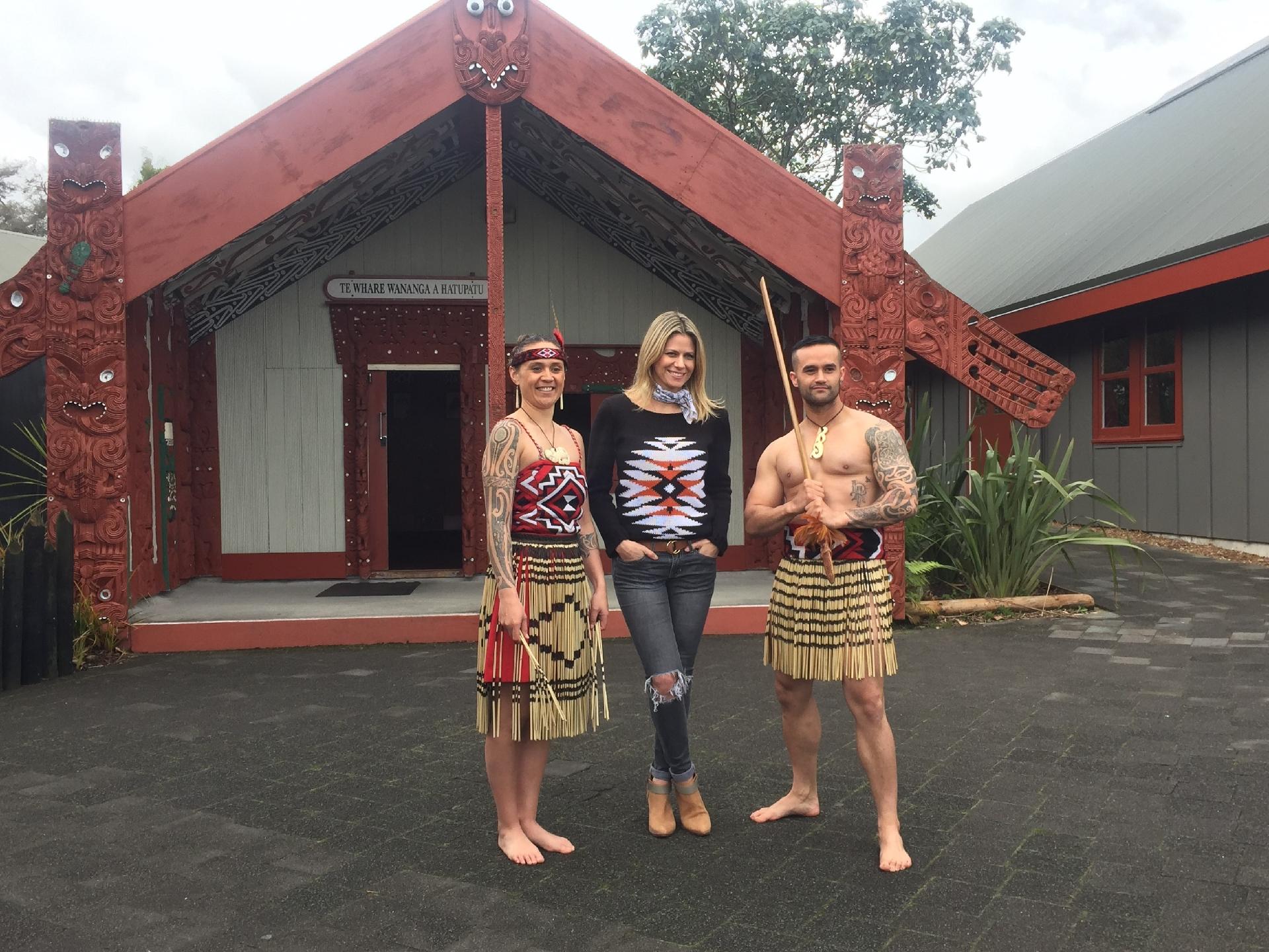 Didi com o povo Maori no Parque Tepuia - Divulgação / Tomaz Viola