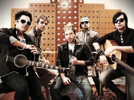 Banda Twister no Bate-papo UOL - UOL