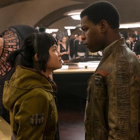 Rose (Kelly Marie Tran) e Finn (John Boyega) em cena de "Star Wars: Os Últimos Jedi" - Lucasfilm/Divulgação - Lucasfilm/Divulgação