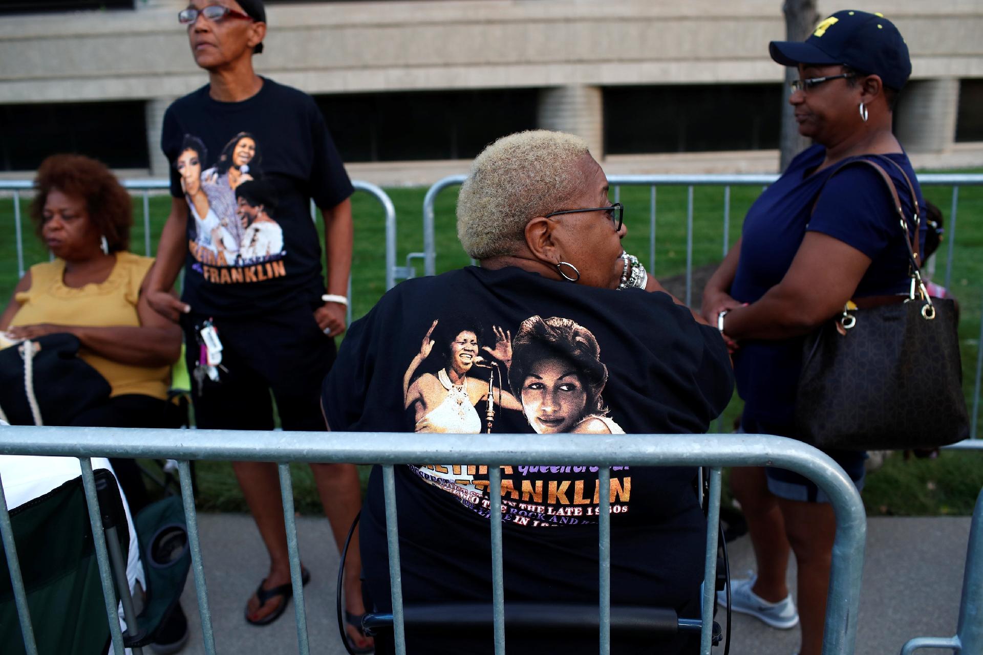 Fãs aguardam para se despedir em memorial de Aretha Franklin - REUTERS/Mike Segar