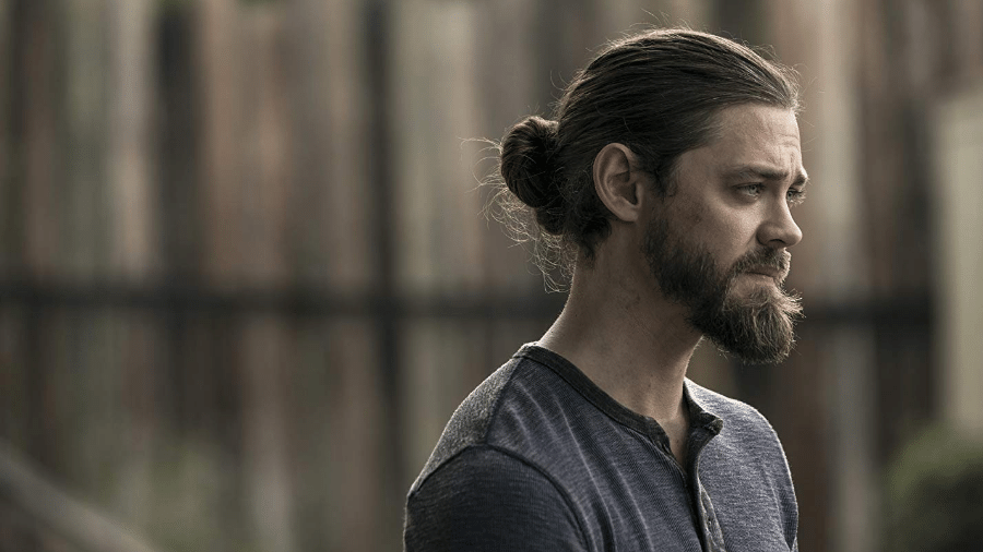 O ator Tom Payne como Jesus em The Walking Dead - Reprodução