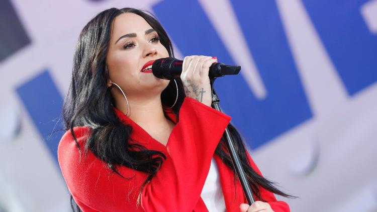 Demi Lovato faz show em março de 2018, poucos meses antes de sofrer overdose