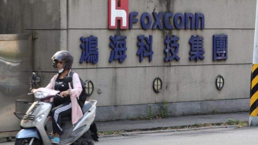 Foxconn - REUTERS/Ann Wang