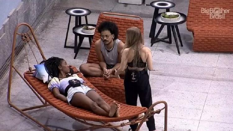 BBB 21: João Luiz diz a Carla que corre risco de ser votada - Reprodução/Globoplay - Reprodução/Globoplay