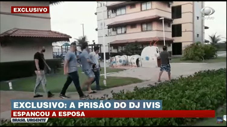 Imagem do momento da prisão de DJ Ivis exibida no "Brasil Urgente" - Reprodução/Band - Reprodução/Band