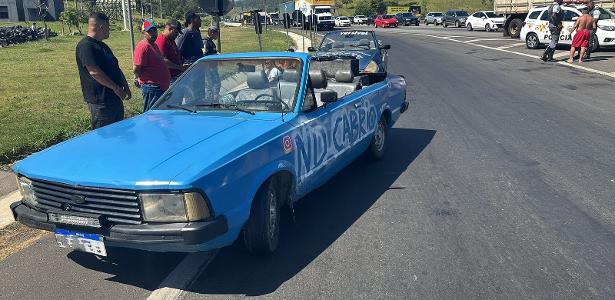 PM apreende só 5 dos 150 carros de 'rolê proibido' em rodovia de SP