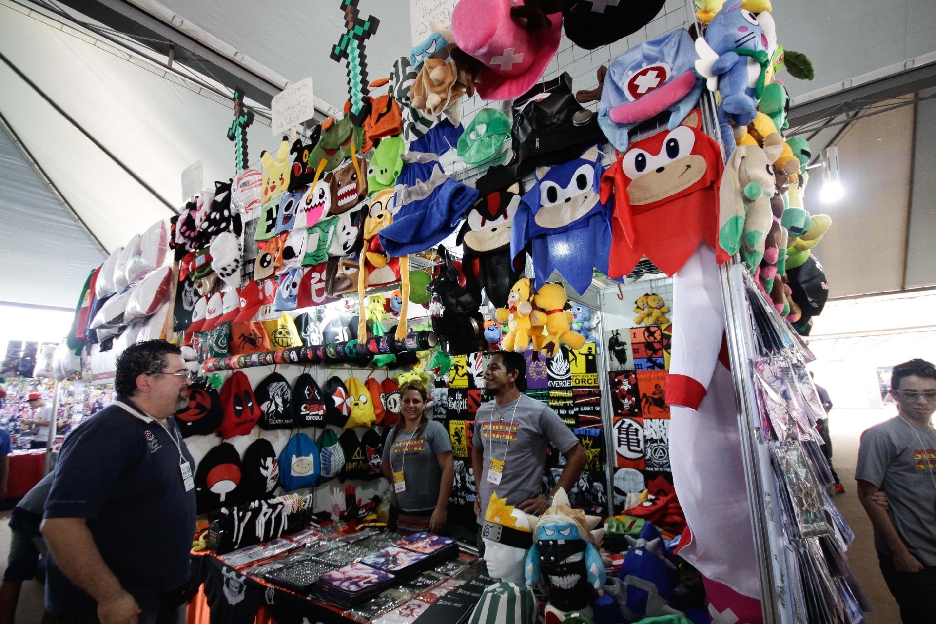 10.jul.2015 - O Anime Friends terá shows com bandas japonesas, concursos mundiais de cosplay, feira de colecionáveis e de quadrinhos, exposição e campeonatos de videogames, encontro com youtubers, comidas típicas, palestras e autógrafos com convidados nacionais e internacionais - Newton Menezes/Futura Press/Folhapress