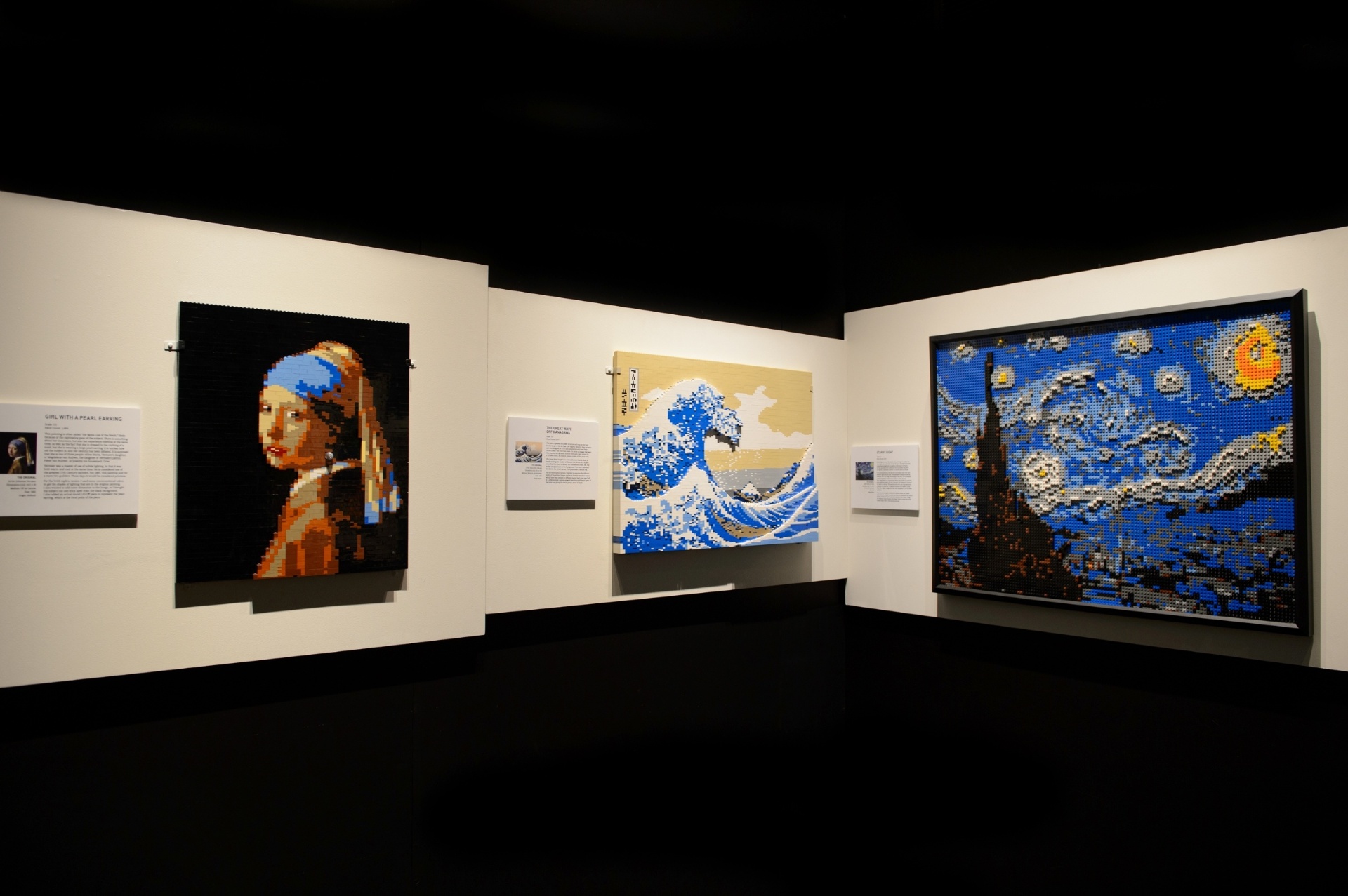 Moça com o Brinco de Pérola da exposição The Art of the Brick - Divulgação