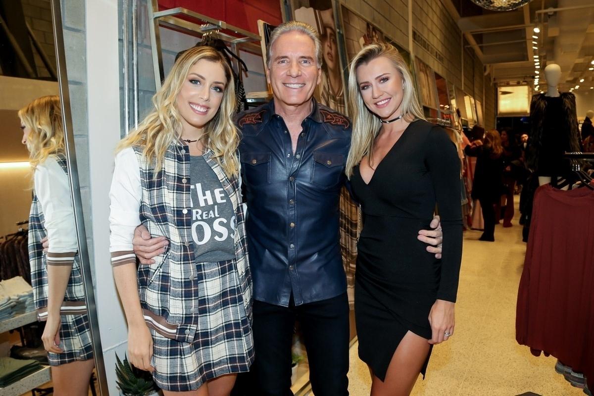 Roberto Justus foi ao evento da filha Fabiana acompanhado de sua atual mulher, Ana Paula Siebert - Manuela Scarpa/Brazil News