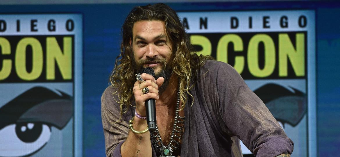 Jason Momoa no painel de "Aquaman" na San Diego Comic-Con 2018 - Chris Delmas/AFP Photo