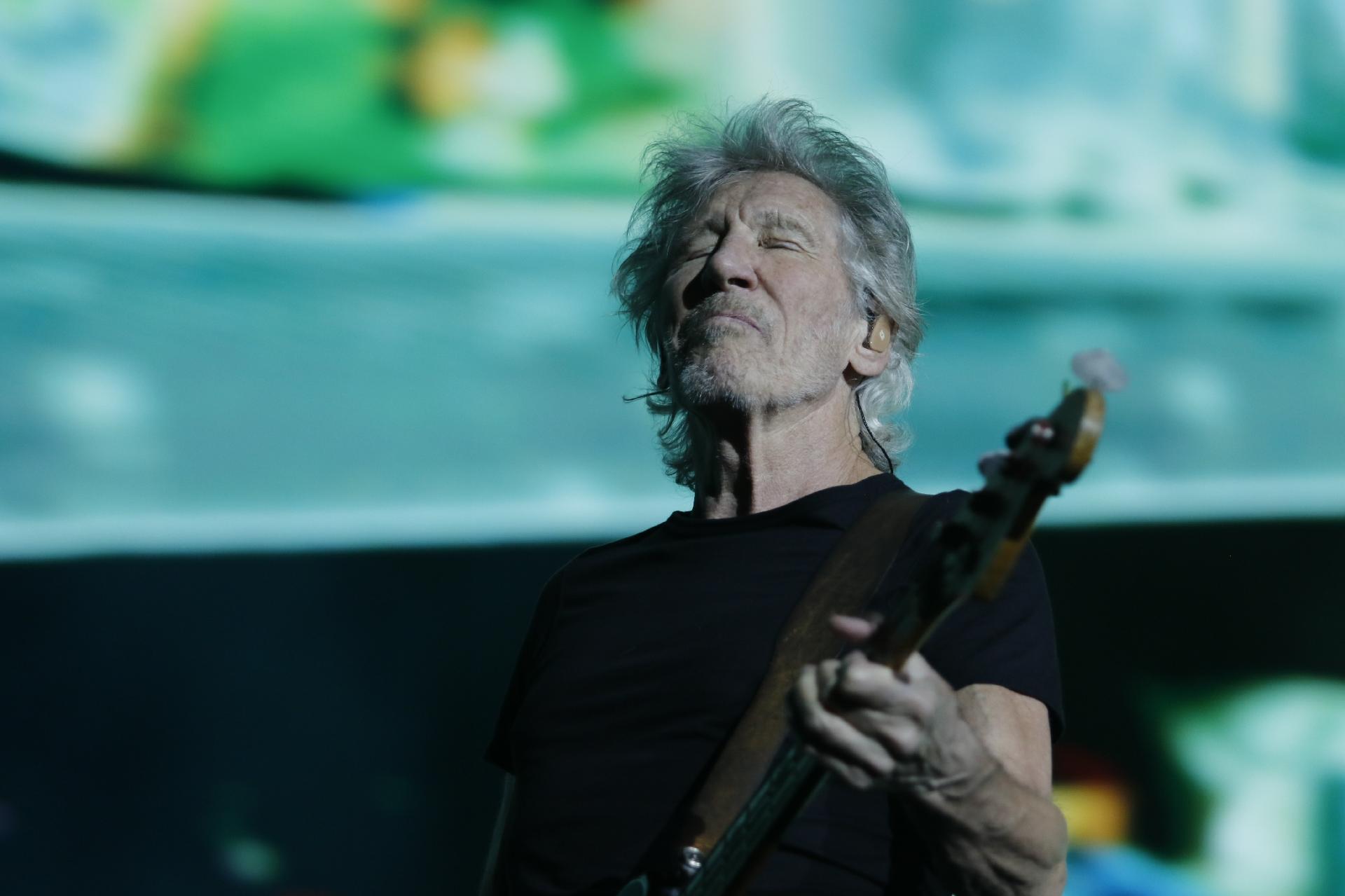 Roger Waters, fundador do Pink Floyd, se apresenta no estádio Couto Pereira, em Curitiba - Theo Marques/UOL