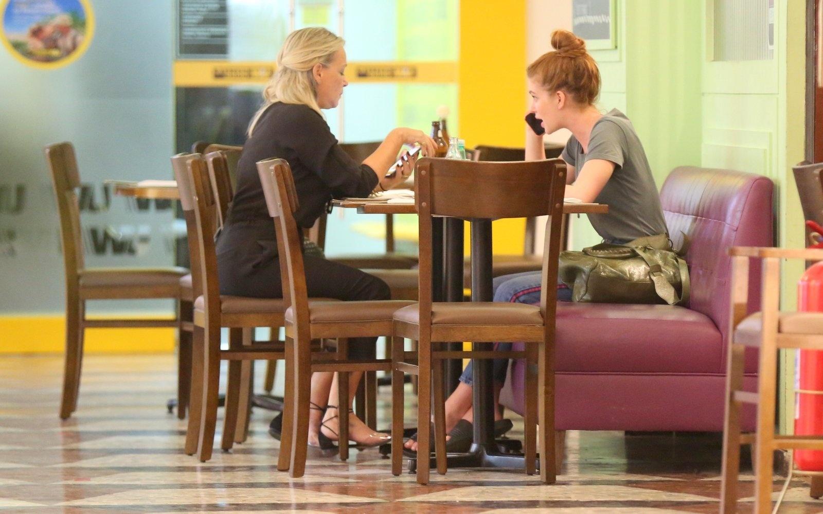 Marina Ruy Barbosa é flagrada sem aliança no Rio - Thiago Martins/AgNews