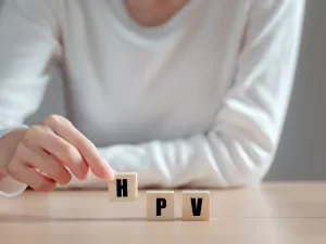 Dose única de vacina de HPV pode eliminar câncer de colo de útero
