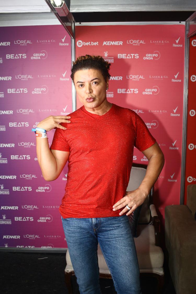 David Brazil nos Ensaios da Anitta, no sábado (18), em Salvador David Brazil nos Ensaios da Anitta, no sábado (18), em Salvador