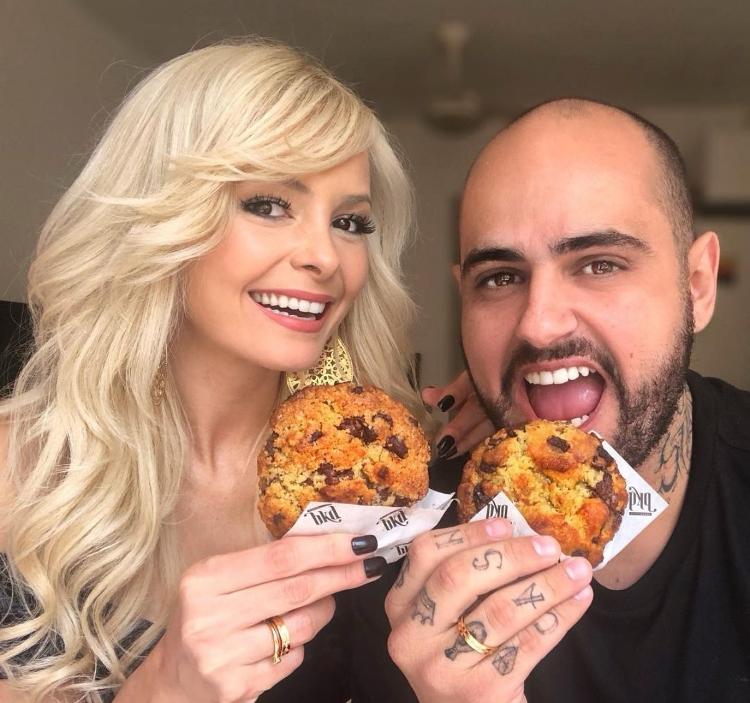 Gravação do 'Pedindo Delivery', com a esposa Jhenny Gravação do 'Pedindo Delivery', com a esposa Jhenny