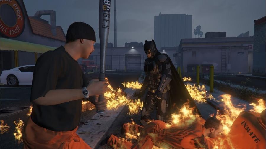 Mod com Batman para GTA 5 inclui diversas armas, como batarangues incendiários - Reprodução/JulioNIB