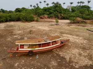 Rios amazônicos secam e têm níveis piores que os recordes do ano passado