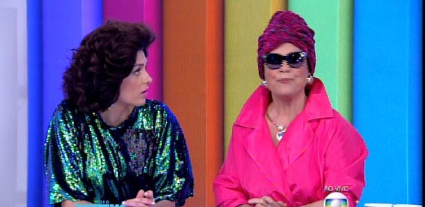 Ao lado da Viúva Porcina (Regina Duarte), Moniza Iozzi se veste de Ninon em homenagem aos 30 anos da estreia de "Roque Santeiro"
