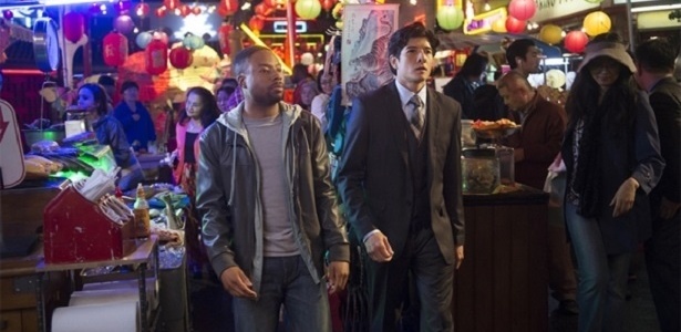 Justin Hires e Jon Foo em cena da série "Rush Hour" - Divulgação/CBS