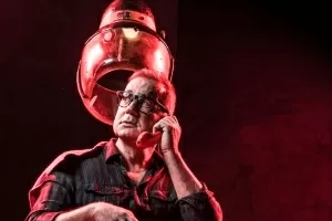 "O Impecável", com direção de Marcus Alvisi e atuação de Luiz Fernando Guimarães - Milton Menezes
