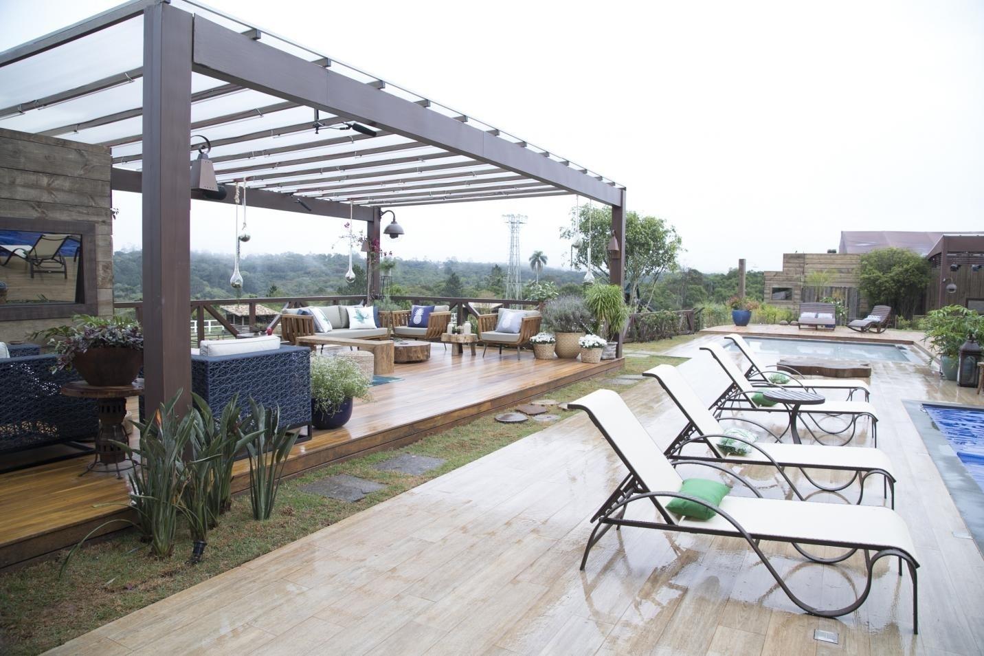 a fazenda 10 - sede - Edu Moraes/Record TV