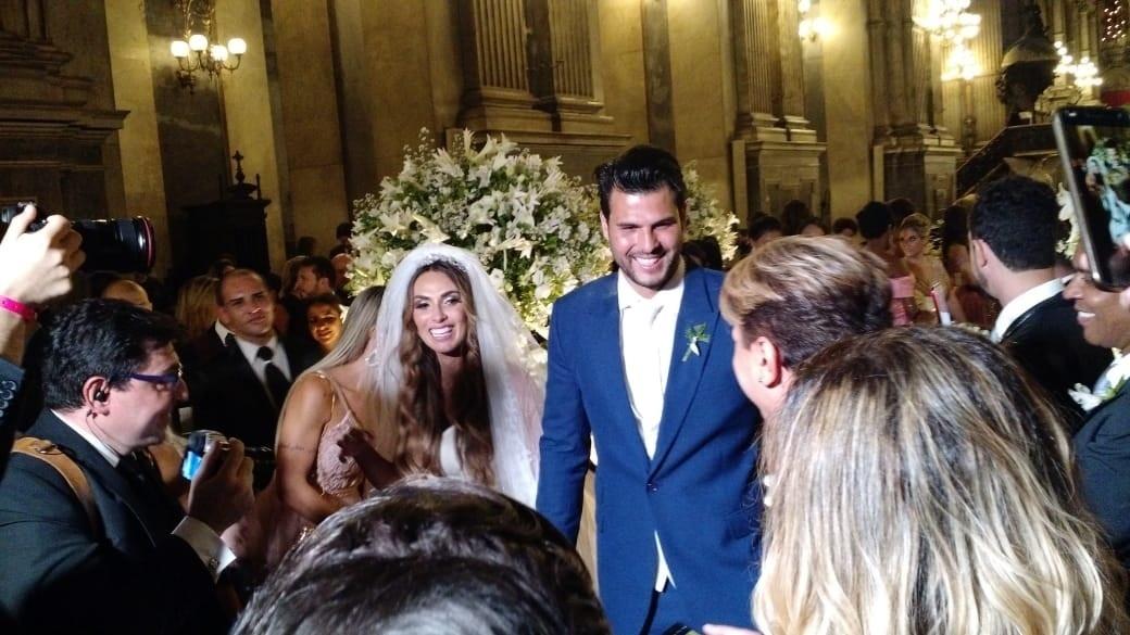 Enfim, casados! Nicole e Marcelo deixam igreja da Candelária - Marcela Ribeiro/UOL
