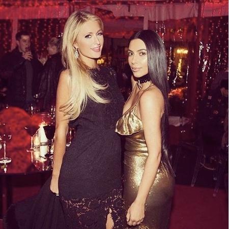 Kim Kardashian participou do documentário "This is Paris", novo documentário de Paris Hilton - Reprodução / Instagram