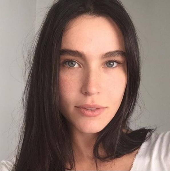 Famosas com sobrancelhas naturais - Ellen Milgrau - Reprodução/Instagram