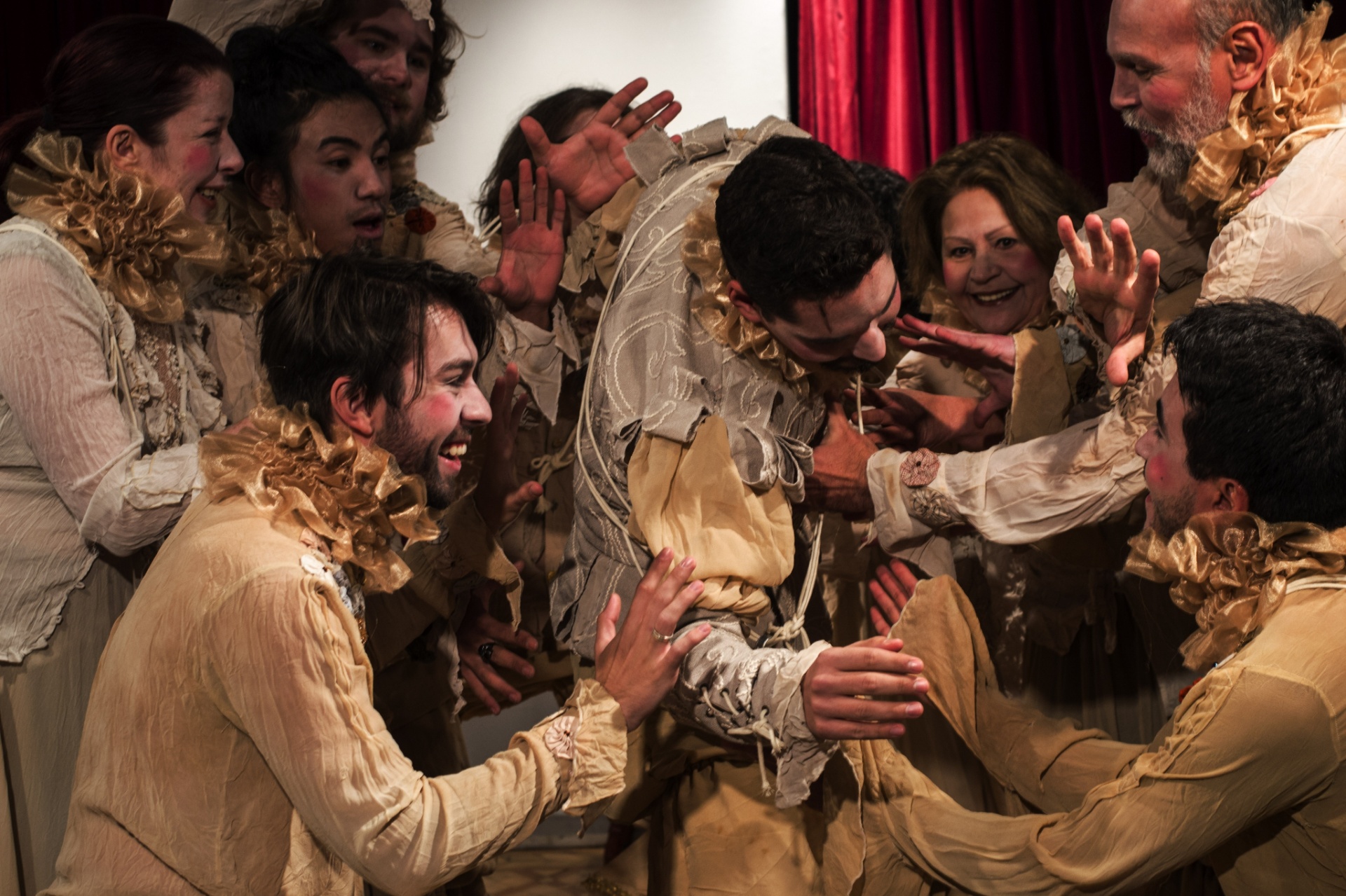 O espetáculo "Shakespeare! Shaxpeare!! Shagsbere!!!" - Divulgação