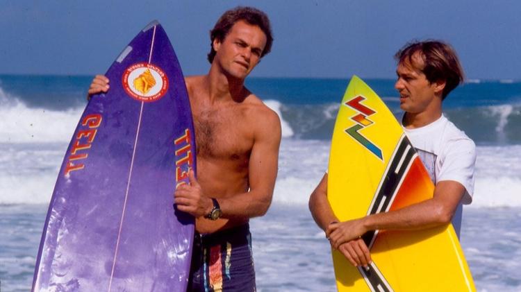 Juba (Kadu Moliterno) e Lula (André de Biase) em "Armação Ilimitada" - Divulgação - Divulgação