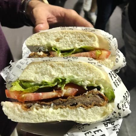 Sanduíche de bife à milanesa  - Felipe Branco Cruz/UOL - Felipe Branco Cruz/UOL
