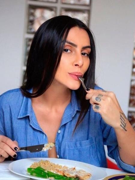"Eu não sabia que comer de forma saudável poderia ser delicioso", escreveu Cleo Pires no Instagram - Reprodução/Instagram/@cleooficial